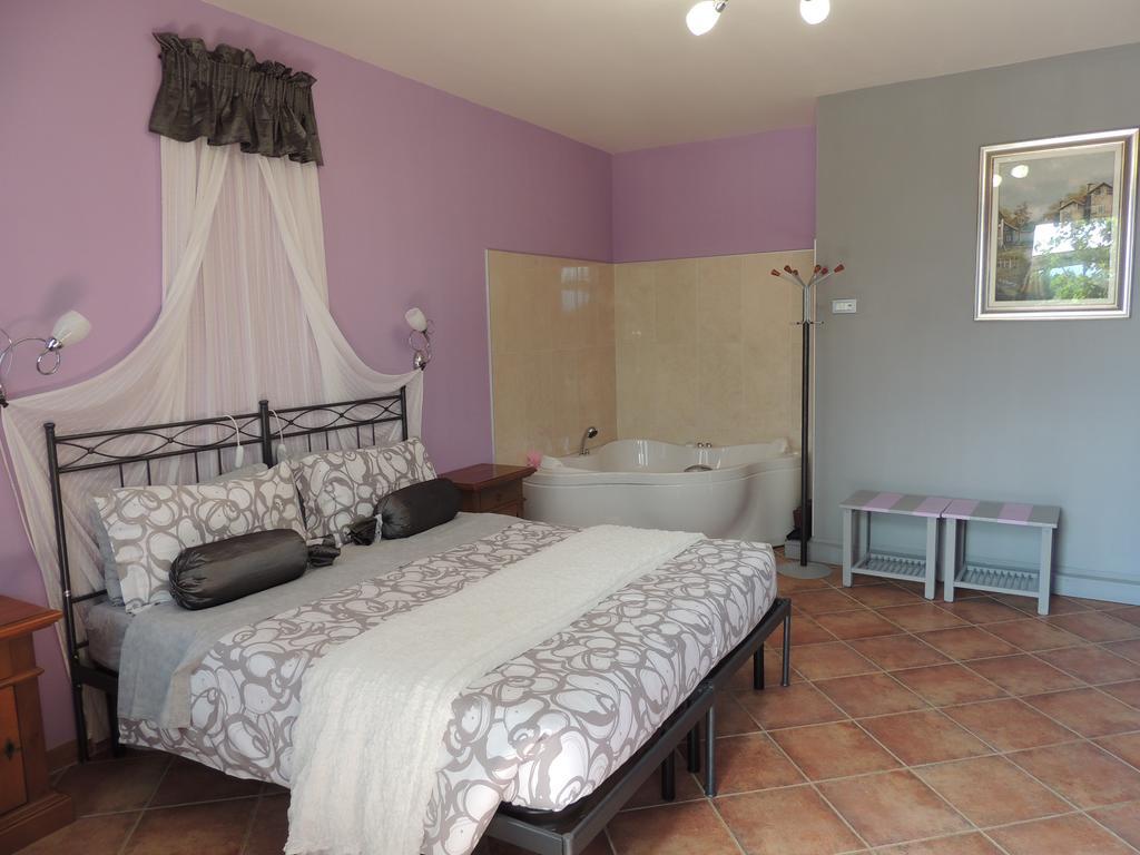 Bed and Breakfast Da Fabiana Bossolasco Екстер'єр фото