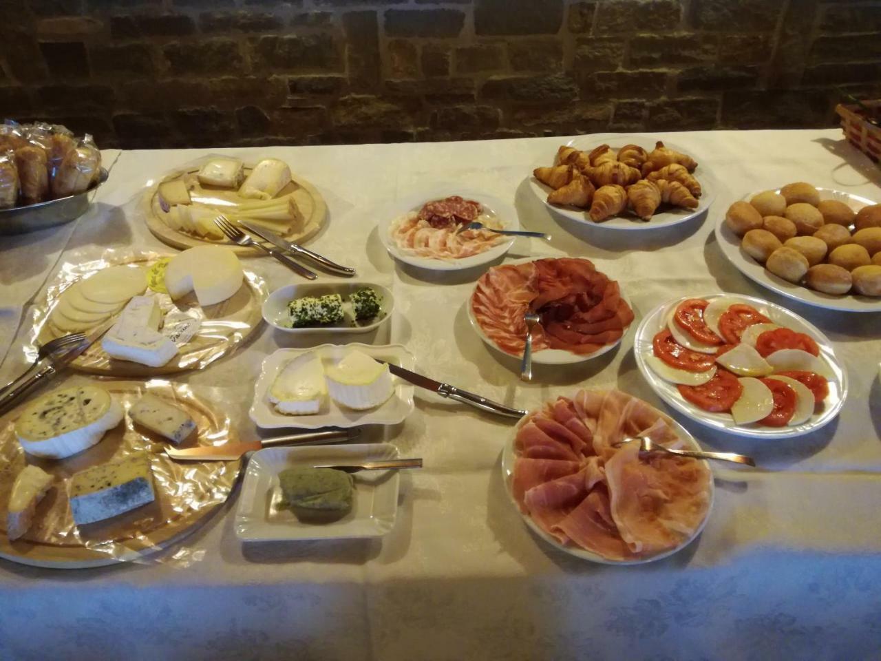 Bed and Breakfast Da Fabiana Bossolasco Екстер'єр фото